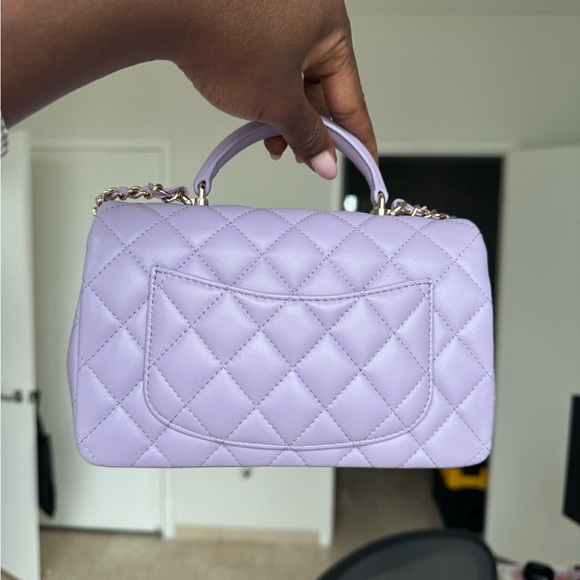 ๐ CHANEL 24P MINI TOP HANDLE LILAC ๐ - Picture 3 of 13